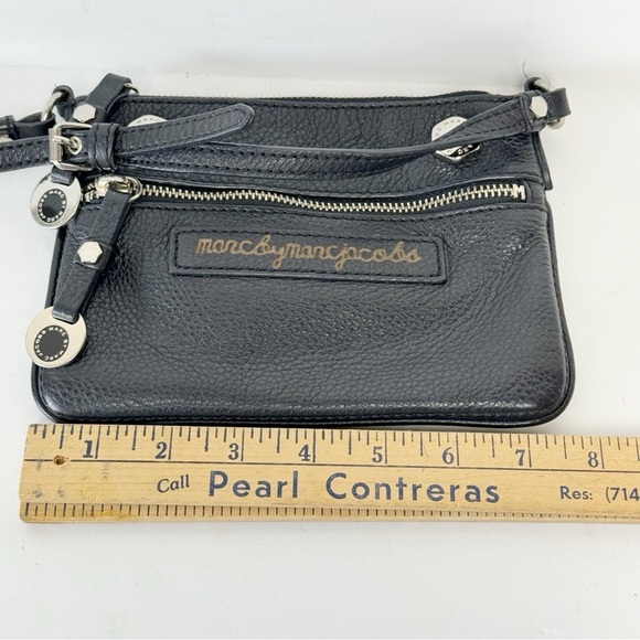 Marc By Marc Jacobs Black Leather Crossbody Zip Closure - Picture 10 of 12